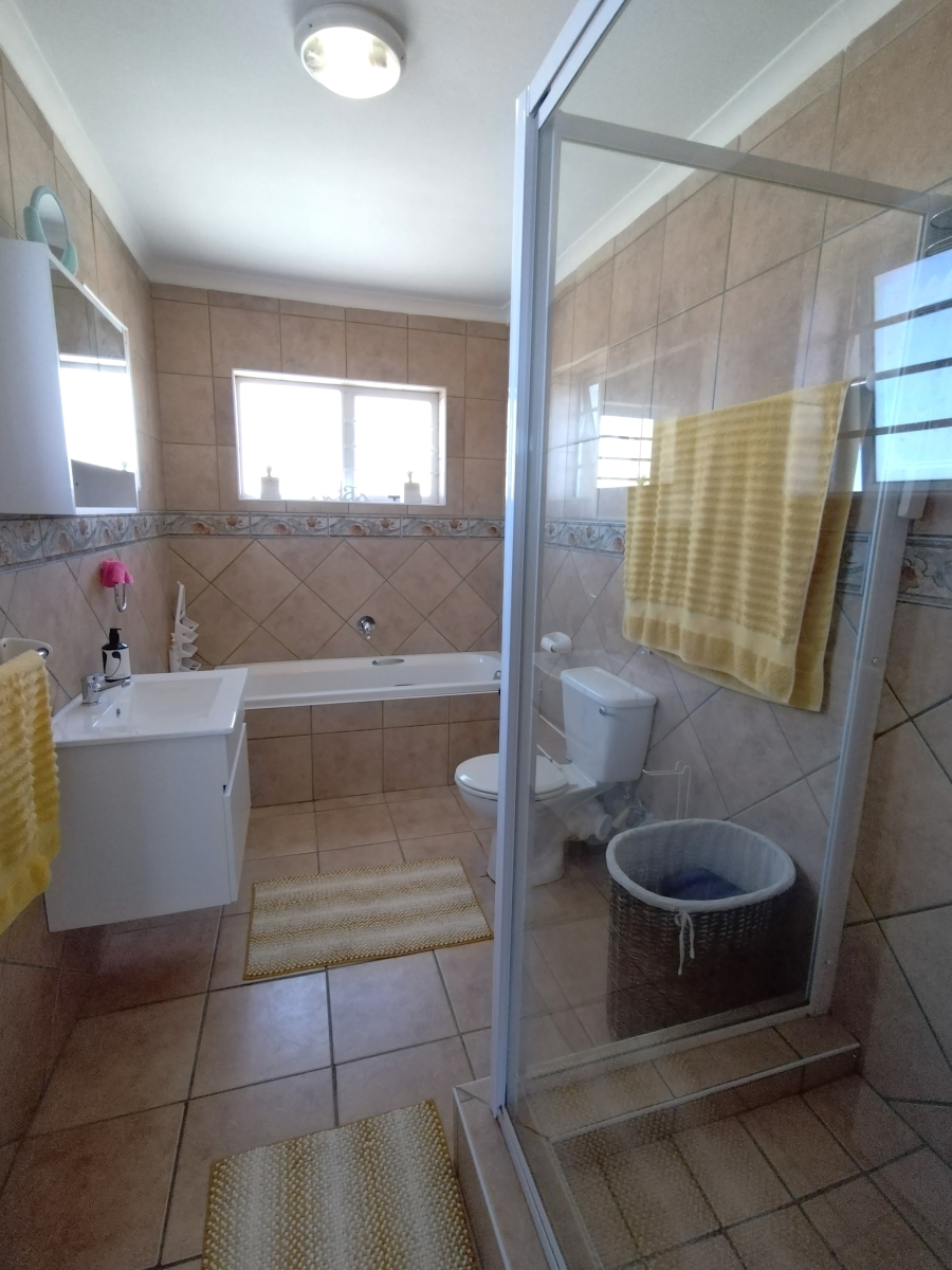 3 Bedroom Property for Sale in Noorsekloof Eastern Cape